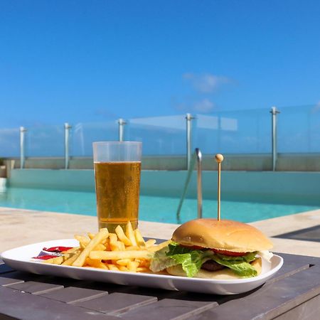 Residence Inn By Marriott Cancun Hotel Zone Εξωτερικό φωτογραφία