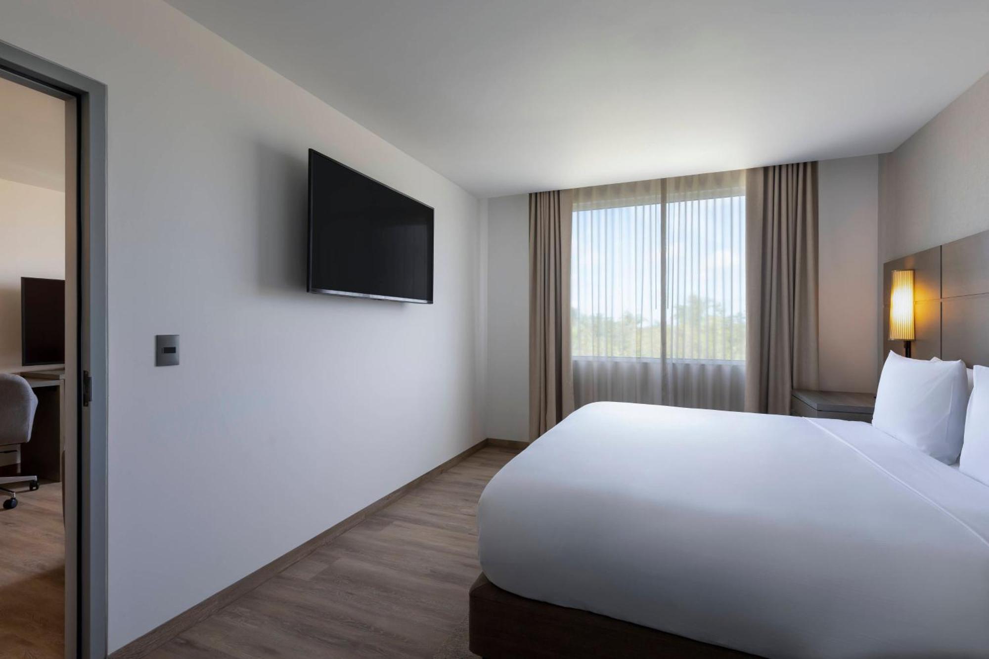 Residence Inn By Marriott Cancun Hotel Zone Εξωτερικό φωτογραφία